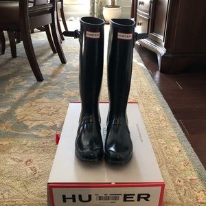 Women’s hunter rain boots